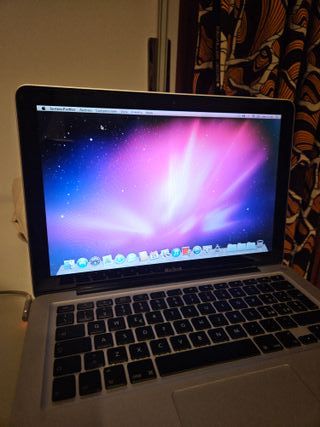 Apple MacBook 5,1 2008 4GB Argento