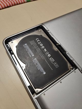 Apple MacBook 5,1 2008 4GB Argento