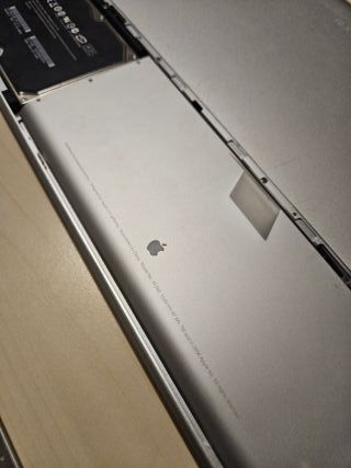 Apple MacBook 5,1 2008 4GB Argento