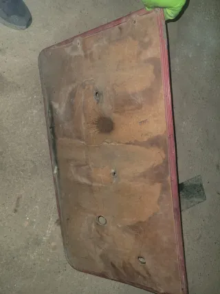 Paneles Seat 124 FL Delanteros originales.