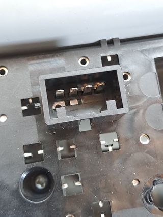 LUZ INTERIOR KIA STONIC (10)