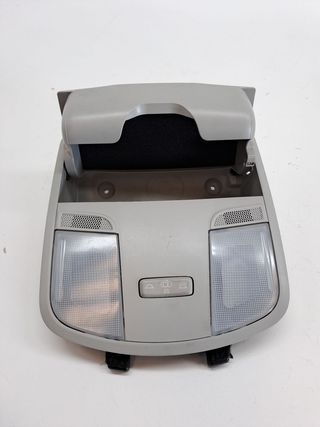 LUZ INTERIOR KIA STONIC (10)