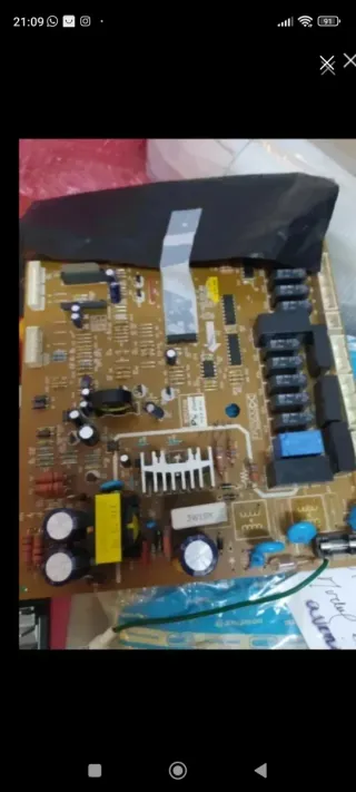 Riparazione di schede elettroniche per lavatrici, frigoriferi e altro