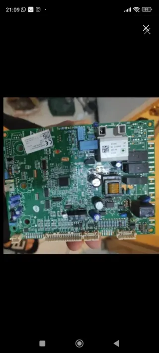 Riparazione di schede elettroniche per lavatrici, frigoriferi e altro