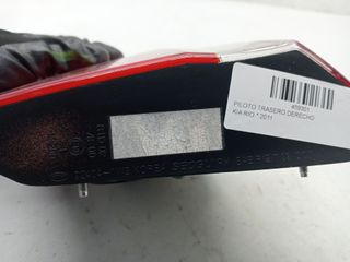 PILOTO TRASERO DERECHO KIA RIO (7)