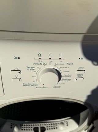 Secadora Carga Frontal Blanca