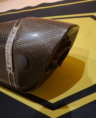 Tubo de escape Akrapovic