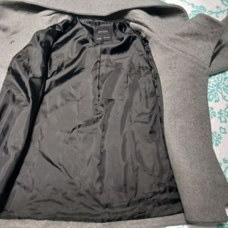 Chaqueta gris capucha talla M