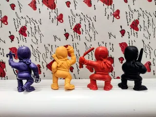 LOTE VINTAGE 4 ACTION FIGURES NINJA