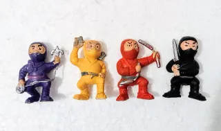 LOTE VINTAGE 4 ACTION FIGURES NINJA