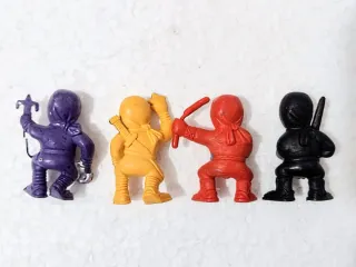 LOTE VINTAGE 4 ACTION FIGURES NINJA