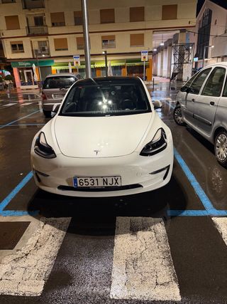 Tesla Model 3 2021