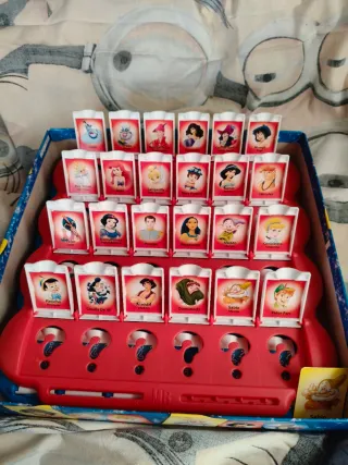 Juego Quién es Quién Disney MB