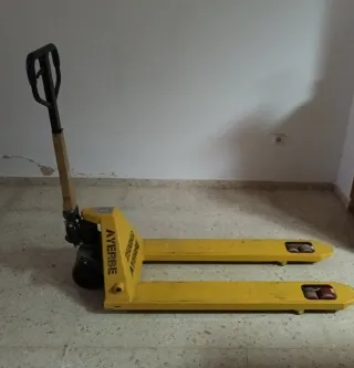 Traspaleta amarilla AYERBE 2500kg