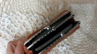 Portamonete nuovo marrone