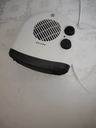 Calefactor blanco y negro