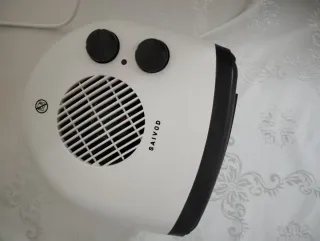 Calefactor blanco y negro