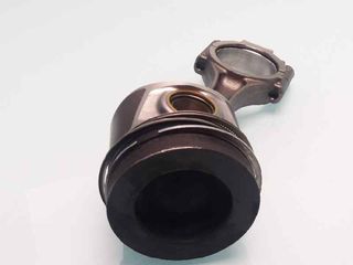 PISTON AUDI A4 BERLINA (8E) (3)