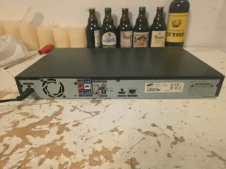 Lettore Blu-ray 3D Samsung con integrato surround