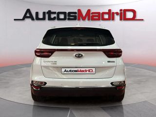 Kia Sportage 1.6 MHEV Business 100kW (136CV) 4x4