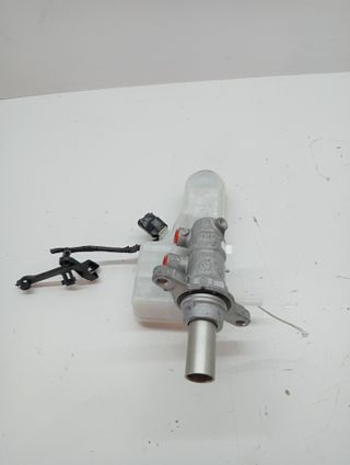 BOMBA FRENO FORD FOCUS LIM. (CB8)