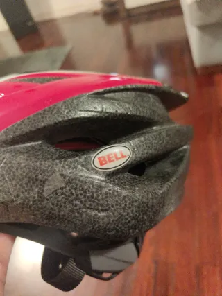 Capacete Bell vermelho e Preto