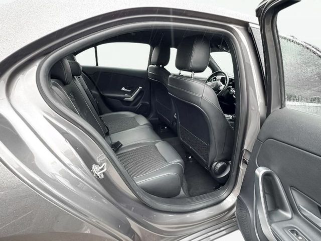 Mercedes Clase A Sedán A 180 d