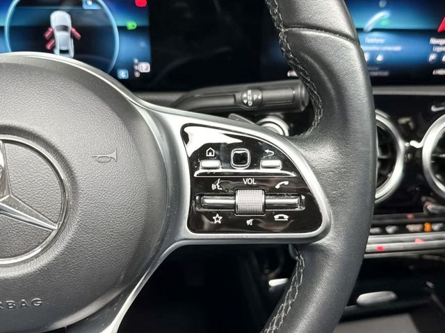 Mercedes Clase A Sedán A 180 d