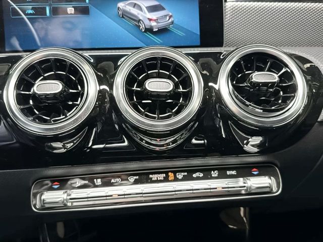 Mercedes Clase A Sedán A 180 d