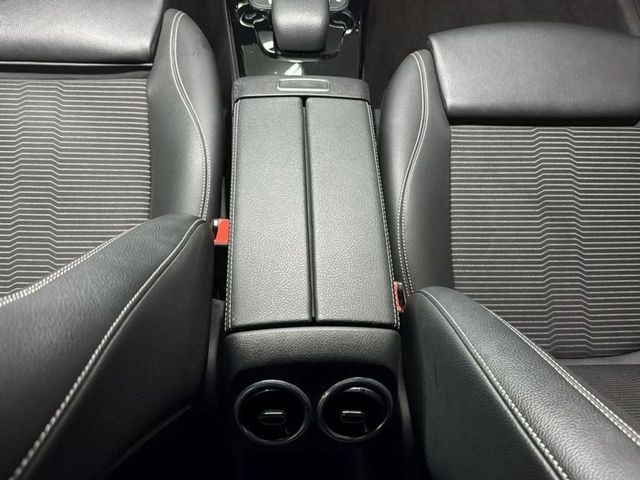 Mercedes Clase A Sedán A 180 d