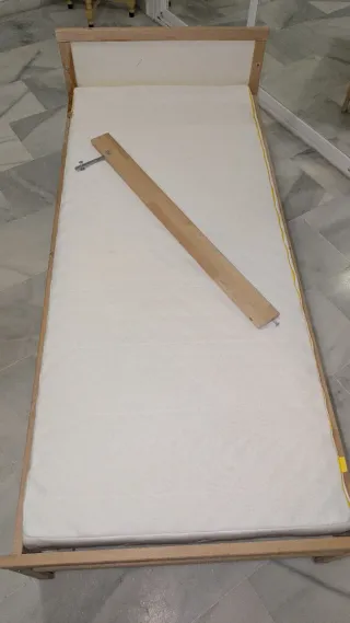 Cama infantil IKEA SNIGLAR con somier