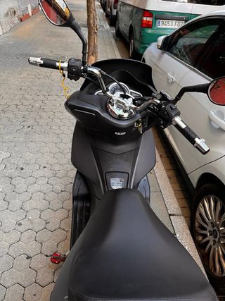 Honda PCX 125cc Scooter