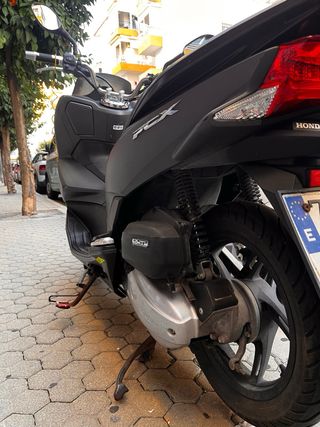 Honda PCX 125cc Scooter