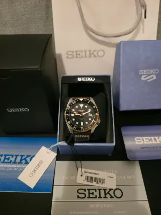 Reloj automático Seiko SKX Sports GMT