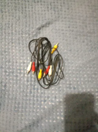 Cables RCA y adaptadores para consolas