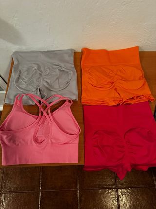 Set abbigliamento sportivo e top Shein S