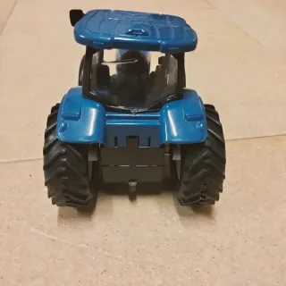 Trattore giocattolo New Holland T7070