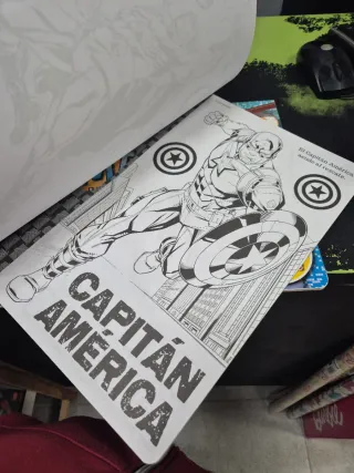 Mega Libro para Colorear Marvel