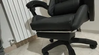 Sedia Gaming Nera con Logo Verde