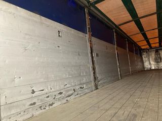 Semirremolque piso móvil