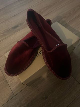 Bailarinas rojas de terciopelo