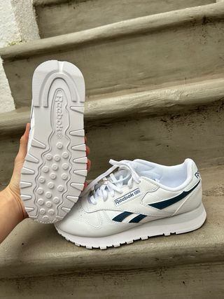 Reebok Classic Unisex Blancas y azul - talla 36