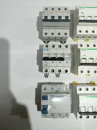 Magnetotérmico y Diferencial Eaton Schneider