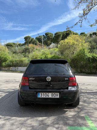 Volkswagen Golf Gti 1.8t