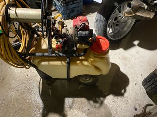 Carretilla sulfatadora/pulverizadora