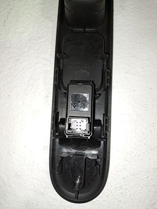 MANDO ELEVALUNAS DELANTERO DERECHO PEUGEOT 3008