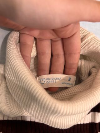 Jersey de cuello alto de rayas