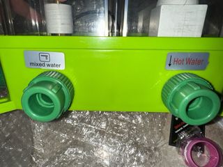 Válvula mezcladora de agua.