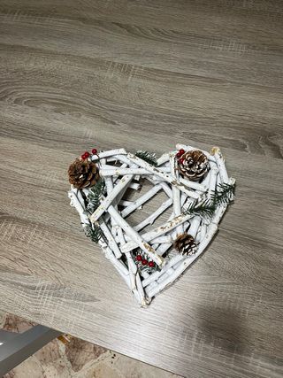 Centrotavola Cuore Legno e Rattan Bianco