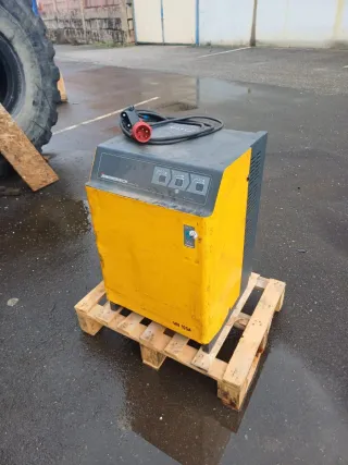 Carretilla elevadora Linde R12